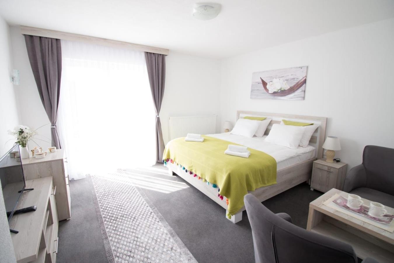 Aparthotel "Queen Zina" Núi Núi Vlasic Ngoại thất bức ảnh