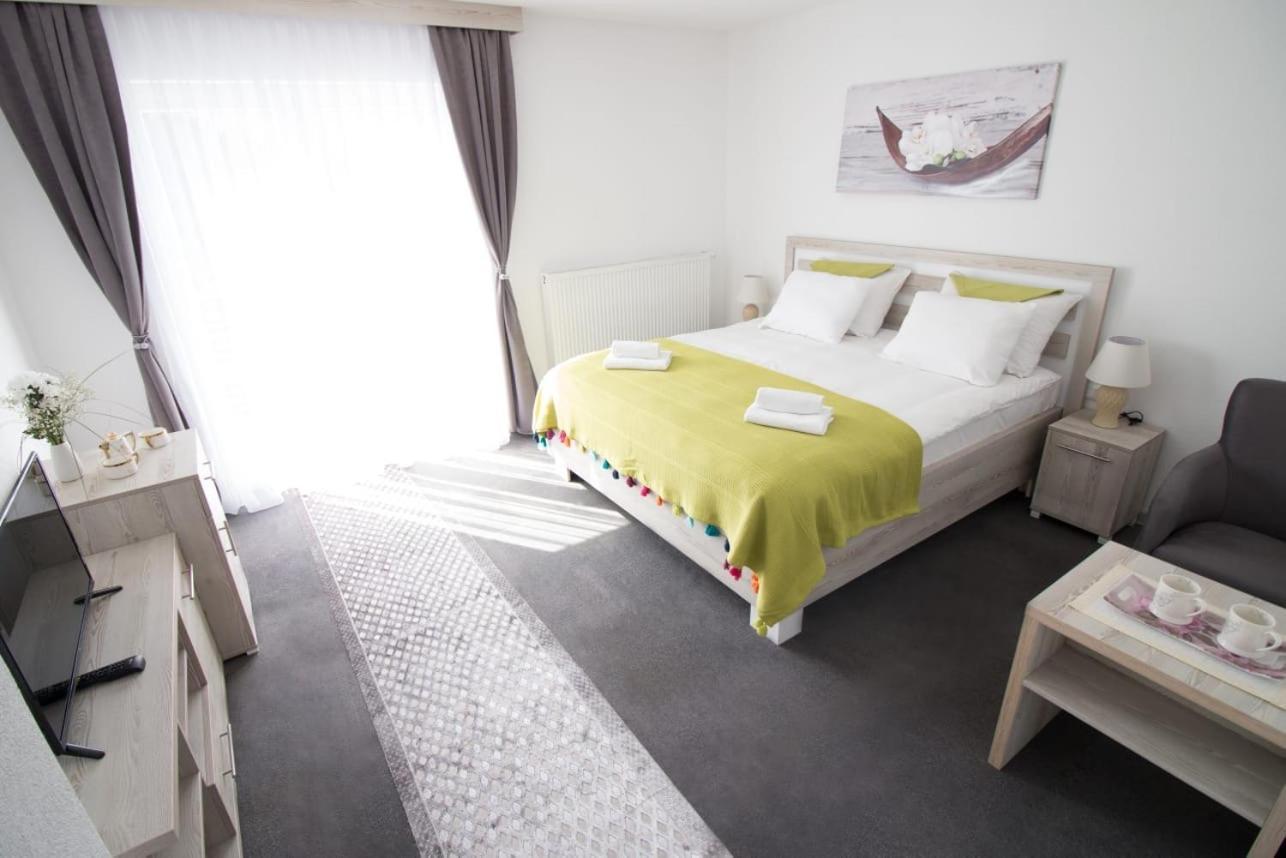 Aparthotel "Queen Zina" Núi Núi Vlasic Ngoại thất bức ảnh