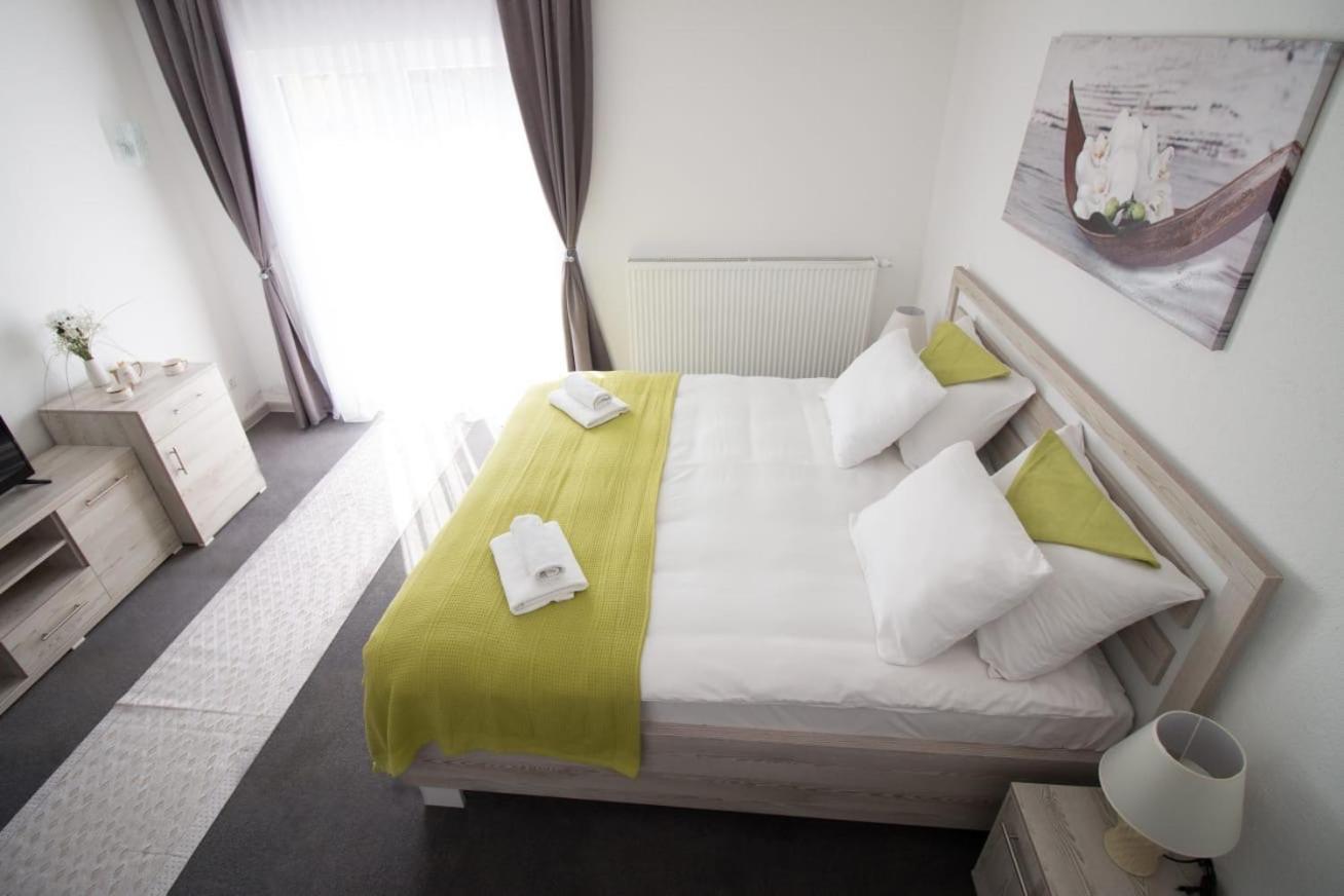 Aparthotel "Queen Zina" Núi Núi Vlasic Ngoại thất bức ảnh